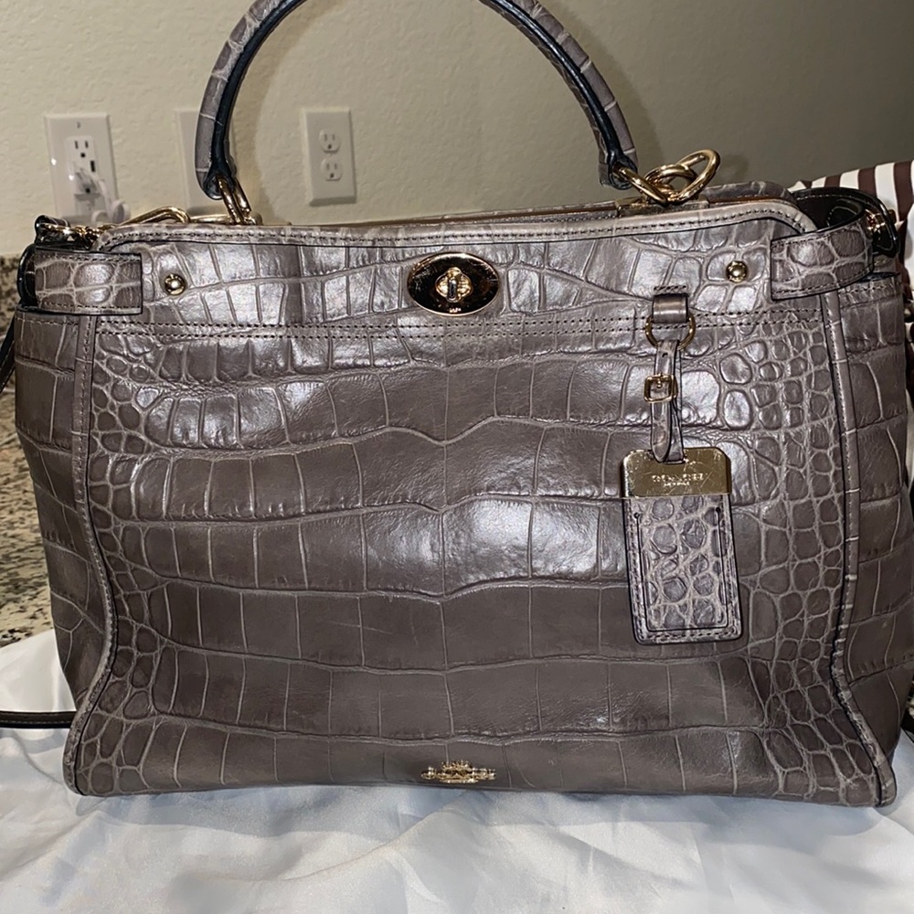 Coach handbag!!!!